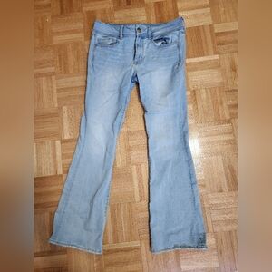 American Eagle Outfitters Light Blue Super Stretch Jeans